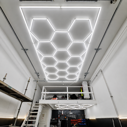 NORTHLUMEN® 14-Grid Hexagon LED-valosarja kehikolla